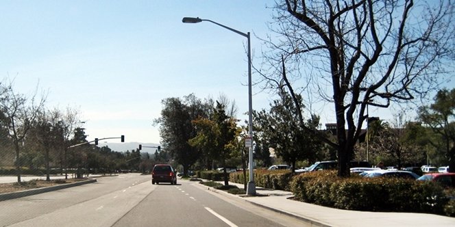 CLICK to continue: Quarry Road