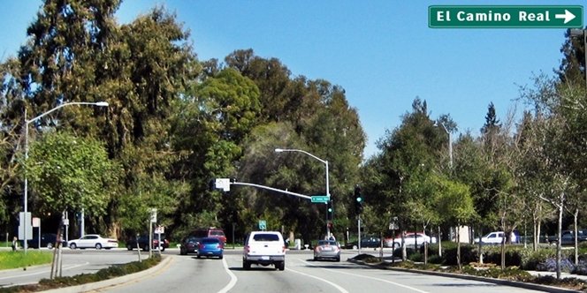 CLICK to continue: Right on El Camino Real from Sand Hill Road