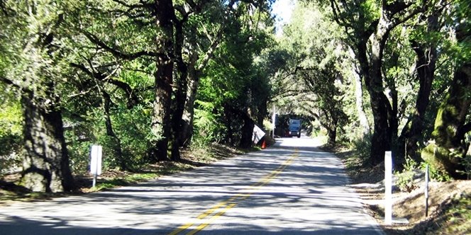 CLICK to continue: Summit Road
