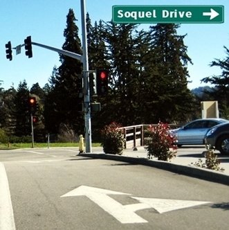 CLICK to go RIGHT onto Soquel Drive from Rancho Del Mar