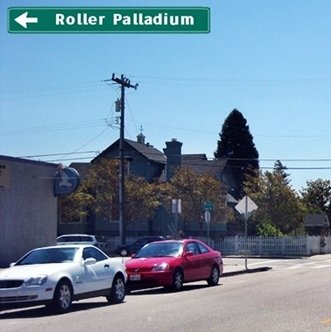 CLICK to go LEFT into Santa Cruz Roller Palladium from Seabright Ave