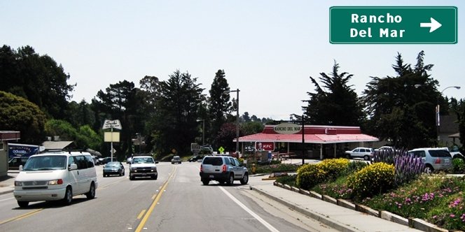 CLICK to continue: Right into Rancho Del Mar from Soquel Drive