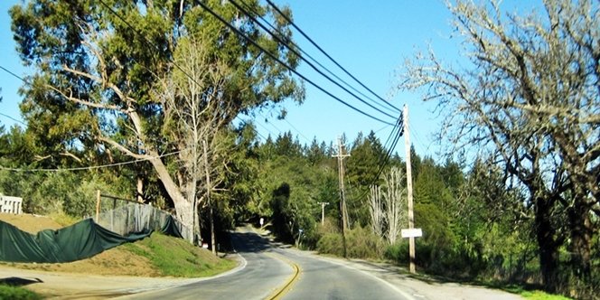 CLICK to continue: Summit Road