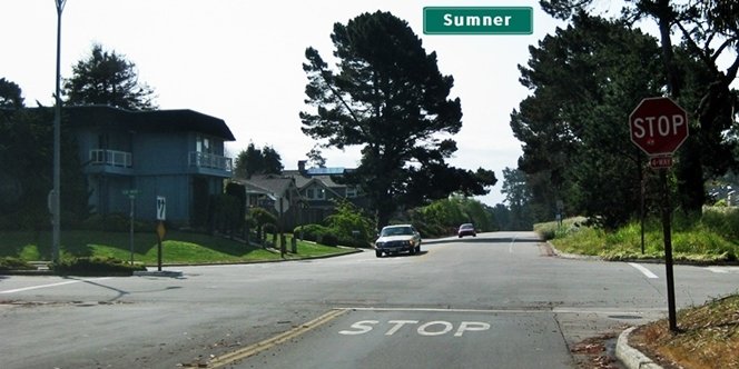 CLICK to continue: Sumner Avenue at Clubhouse Drive